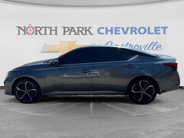 2023 Nissan Altima SR FWD