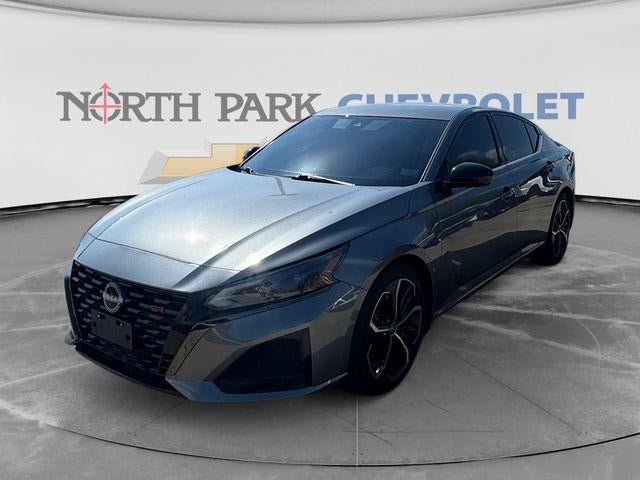 2023 Nissan Altima SR FWD