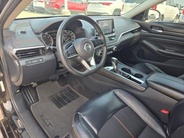 2021 Nissan Altima SR FWD