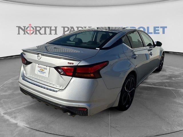 2023 Nissan Altima SR FWD