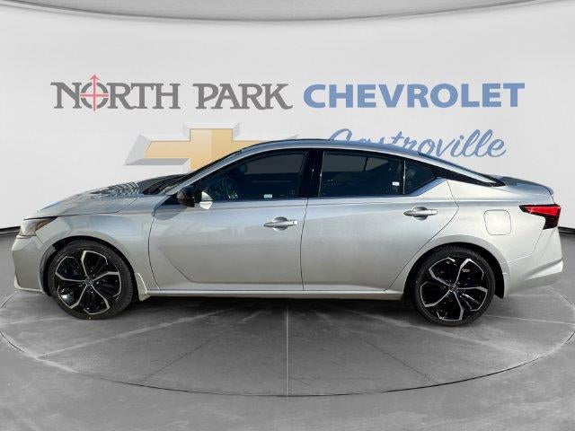 2023 Nissan Altima SR FWD
