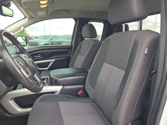 2020 Nissan TITAN King Cab SV 4x2