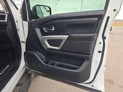 2020 Nissan TITAN King Cab SV 4x2