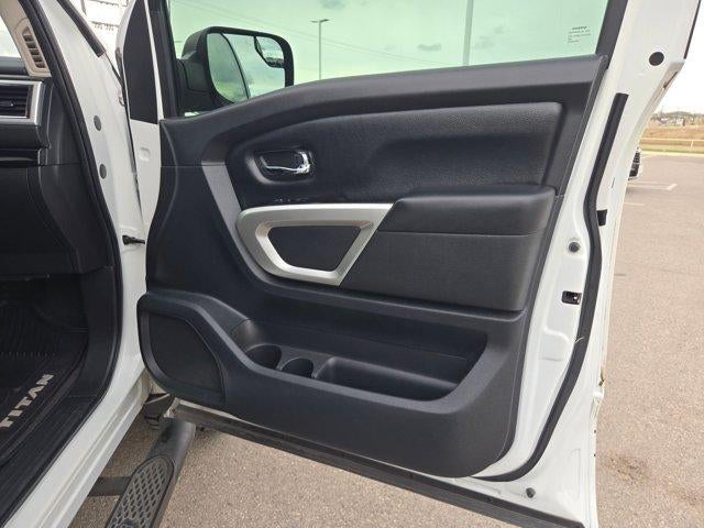 2020 Nissan TITAN King Cab SV 4x2