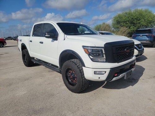 2020 Nissan TITAN Crew Cab PRO-4X 4x4