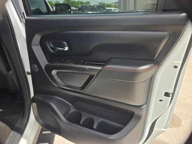 2020 Nissan TITAN PRO-4X
