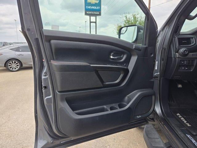 2021 Nissan TITAN Crew Cab PRO-4X 4x4