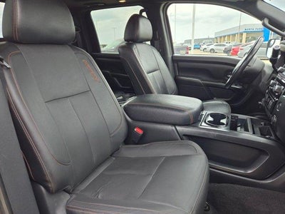 2021 Nissan TITAN Crew Cab PRO-4X 4x4