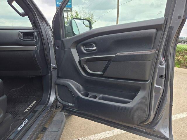 2021 Nissan TITAN Crew Cab PRO-4X 4x4