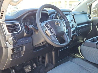 2017 Nissan TITAN XD S Gas