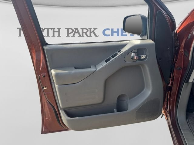 2016 Nissan Frontier Desert Runner