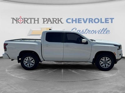 2022 Nissan Frontier SV