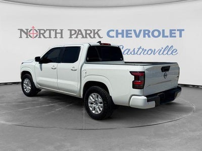 2022 Nissan Frontier SV