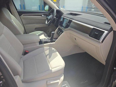 2023 Volkswagen Atlas 3.6L V6 SE w/Technology