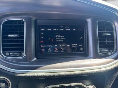 2018 Dodge Charger SXT RWD