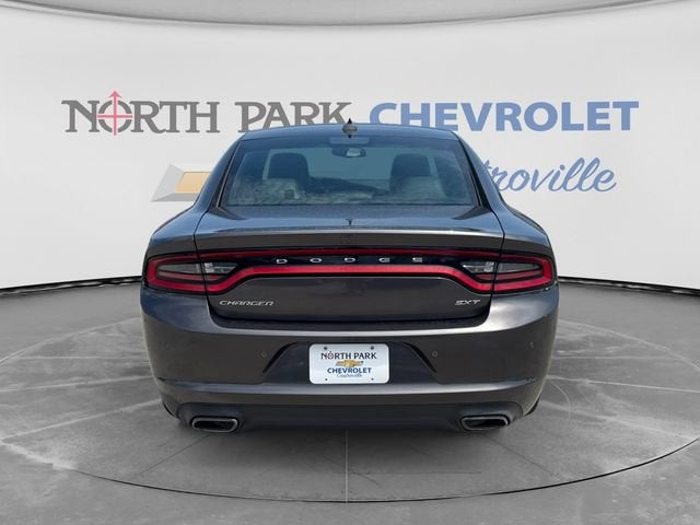 2016 Dodge Charger SXT
