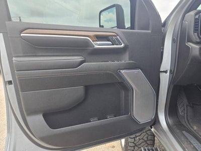 2024 Chevrolet Silverado 3500 HD High Country