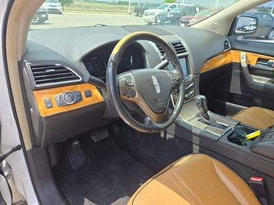 2011 Lincoln MKX Base