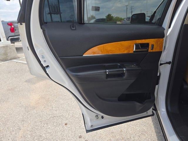 2011 Lincoln MKX Base