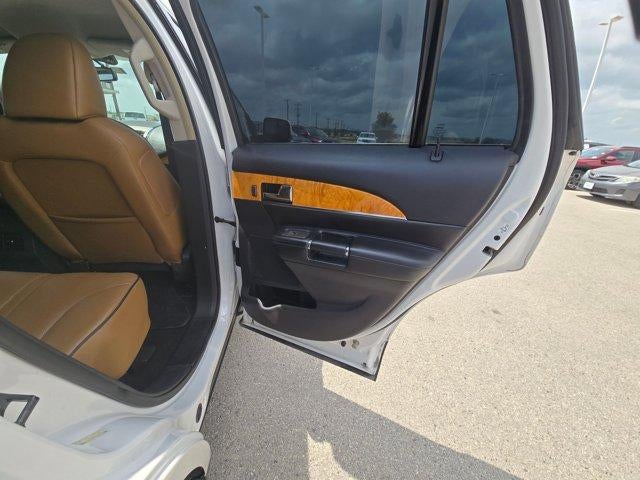 2011 Lincoln MKX Base