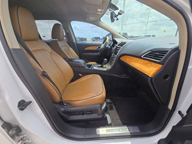 2011 Lincoln MKX Base