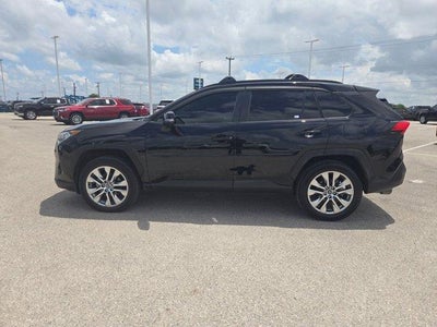 2020 Toyota RAV4 XLE Premium