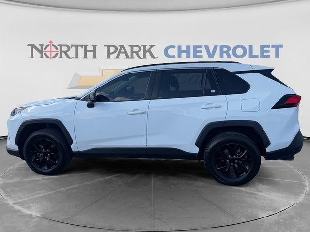 2021 Toyota RAV4 LE