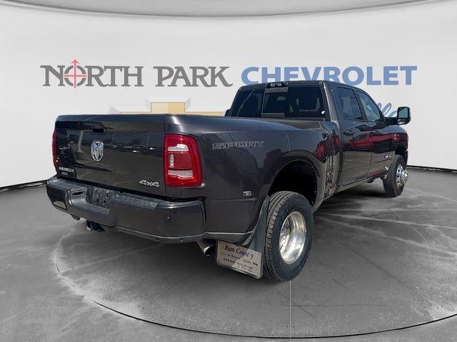 2023 RAM 3500 Laramie Crew Cab 4x4 8' Box