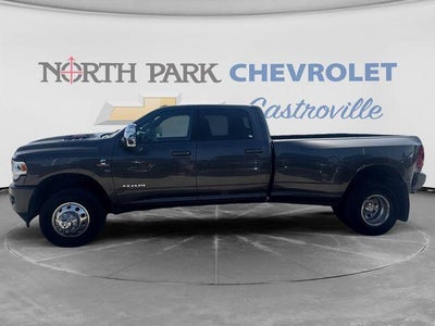 2023 RAM 3500 Laramie Crew Cab 4x4 8' Box