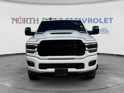 2024 RAM 3500 Laramie Crew Cab 4x4 8' Box