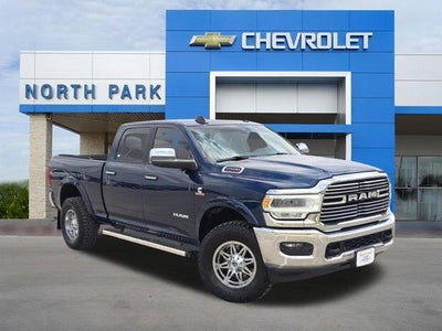 2019 RAM 2500 Laramie Crew Cab 4x4 6'4" Box