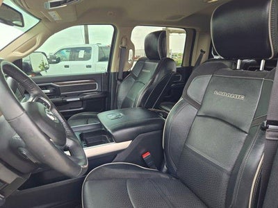 2019 RAM 2500 Laramie Crew Cab 4x4 6'4" Box