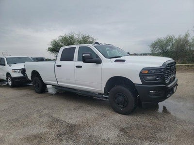 2025 RAM 2500 Tradesman Crew Cab 4x4 8' Box