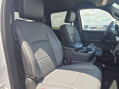 2025 RAM 2500 Tradesman Crew Cab 4x4 8' Box