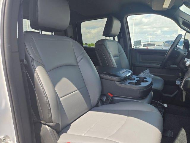 2025 RAM 2500 Tradesman Crew Cab 4x4 8' Box