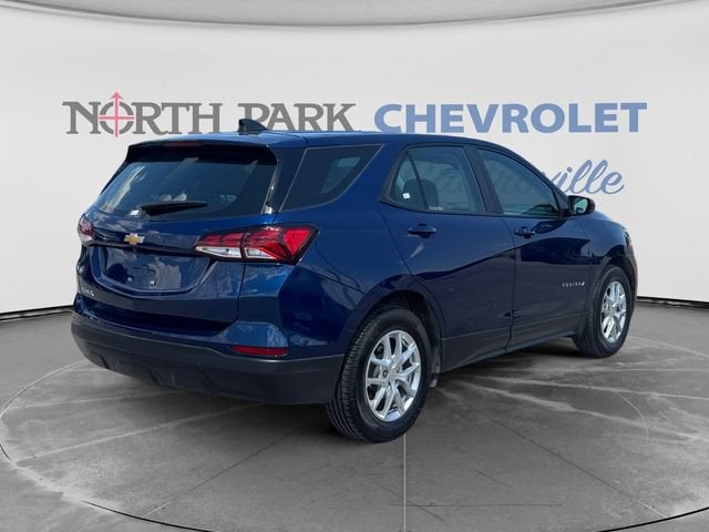 2022 Chevrolet Equinox LS