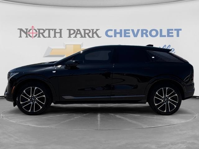 2025 Cadillac OPTIQ Sport 1