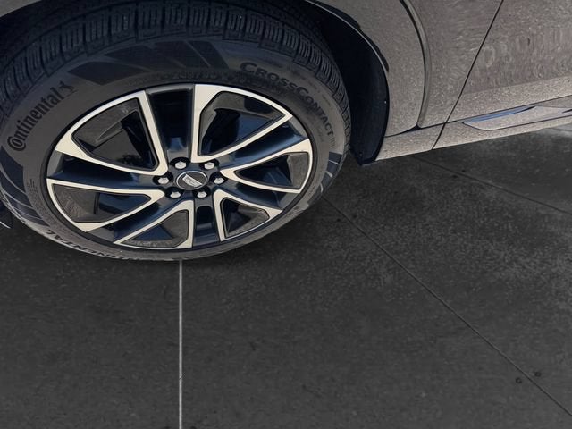 2025 Cadillac OPTIQ Sport 1