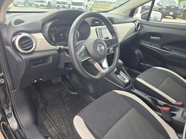 2022 Nissan Versa SV