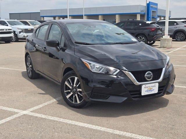 2022 Nissan Versa SV