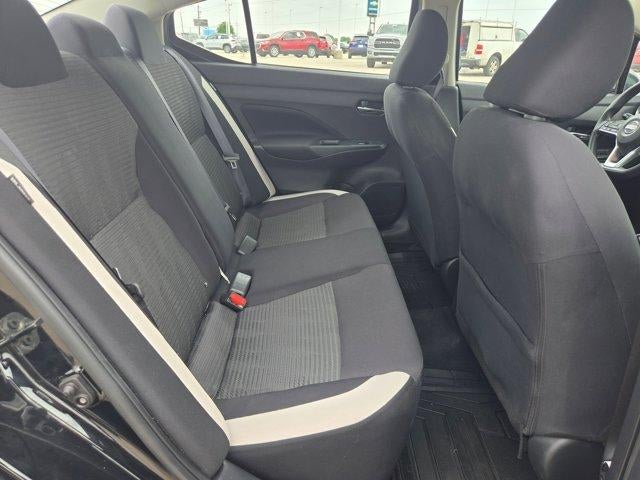 2022 Nissan Versa SV