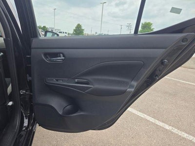 2022 Nissan Versa SV