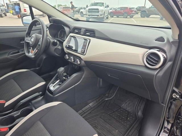 2022 Nissan Versa SV