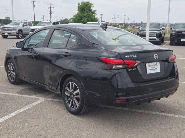 2022 Nissan Versa SV