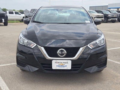 2022 Nissan Versa SV