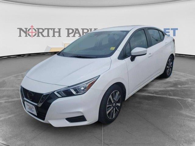 2022 Nissan Versa SV