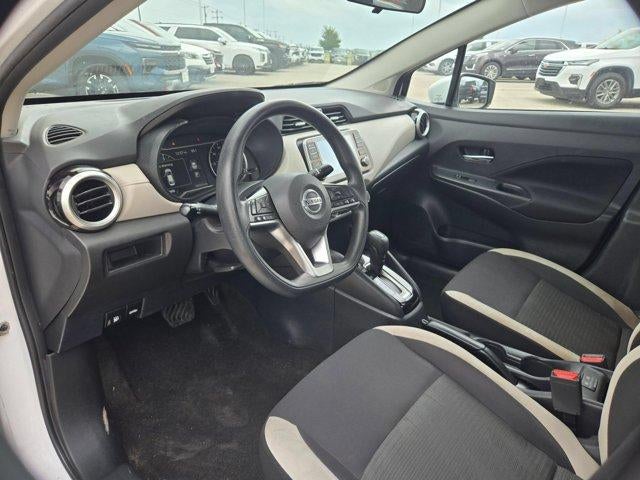 2022 Nissan Versa SV