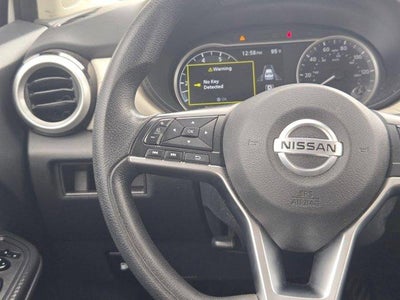 2022 Nissan Versa SV