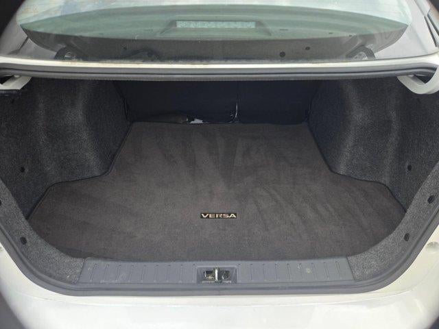 2022 Nissan Versa SV