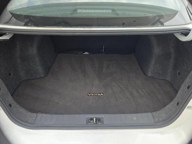 2022 Nissan Versa SV